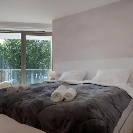 Apartament Premium Pinea 107 *